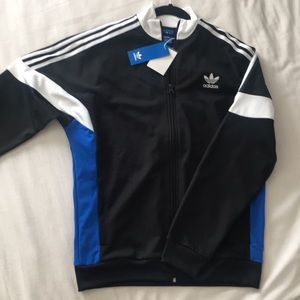 adidas challenger jacket